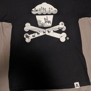 Johnny Cupcakes T-shirt